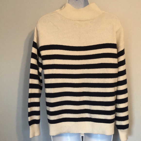 Loft Sweater - Picture 4 of 5